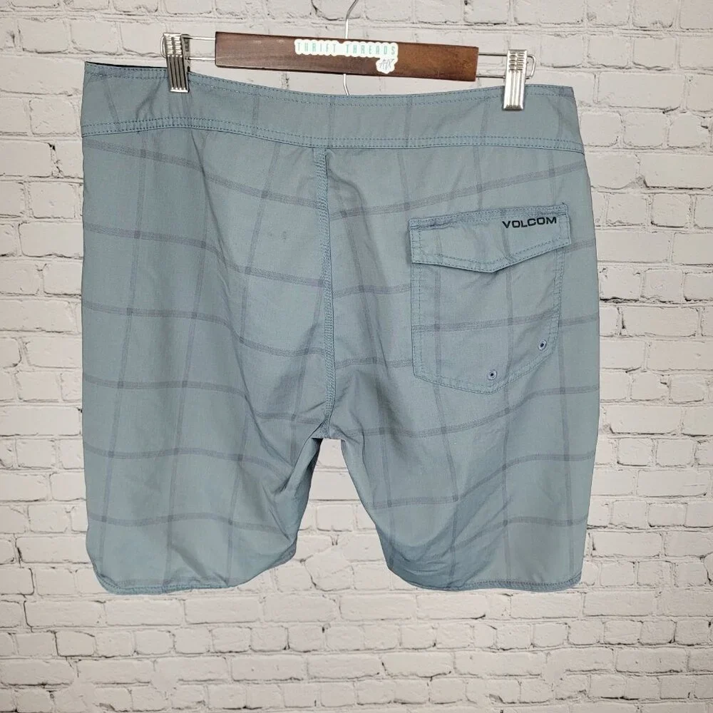Volcom Blue Lightweight Stretch Back Pocket Board Shorts Swim Trunks Size 34x9